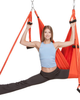 Com este balanço não terá limites de exercícios de ioga ar
