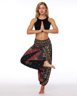 Godetevi questa estate con i pantaloni di yoga