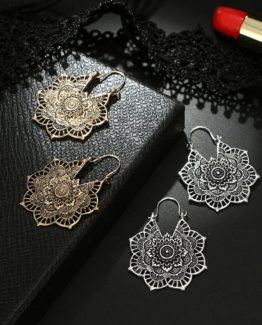 Surprise everyone with these earrings boho chic