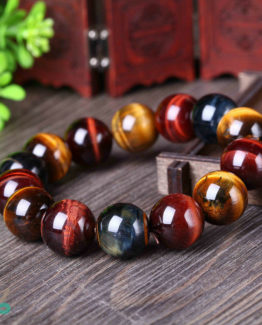 Protect yourself from negative energy with this Buddhist Bracelet