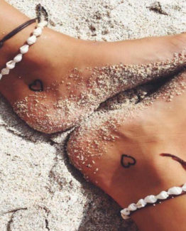 Surprise everyone with this wonderful anklet