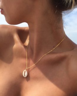 Date a twist this summer thanks to this pendant boho chic