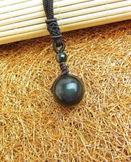 Get protect this pendant obsidian